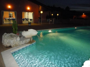 Hotels in Pont-Du-Casse